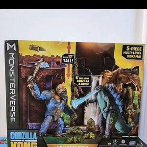 GODZILLA VS. KONG Hollow Earth 6" Figures & 5-Piece Diorama MonsterVerse Exclusi